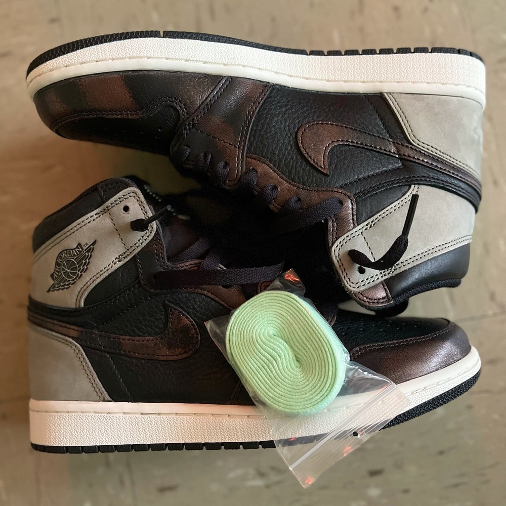 Air Jordan 1 Retro High OG “Patina”